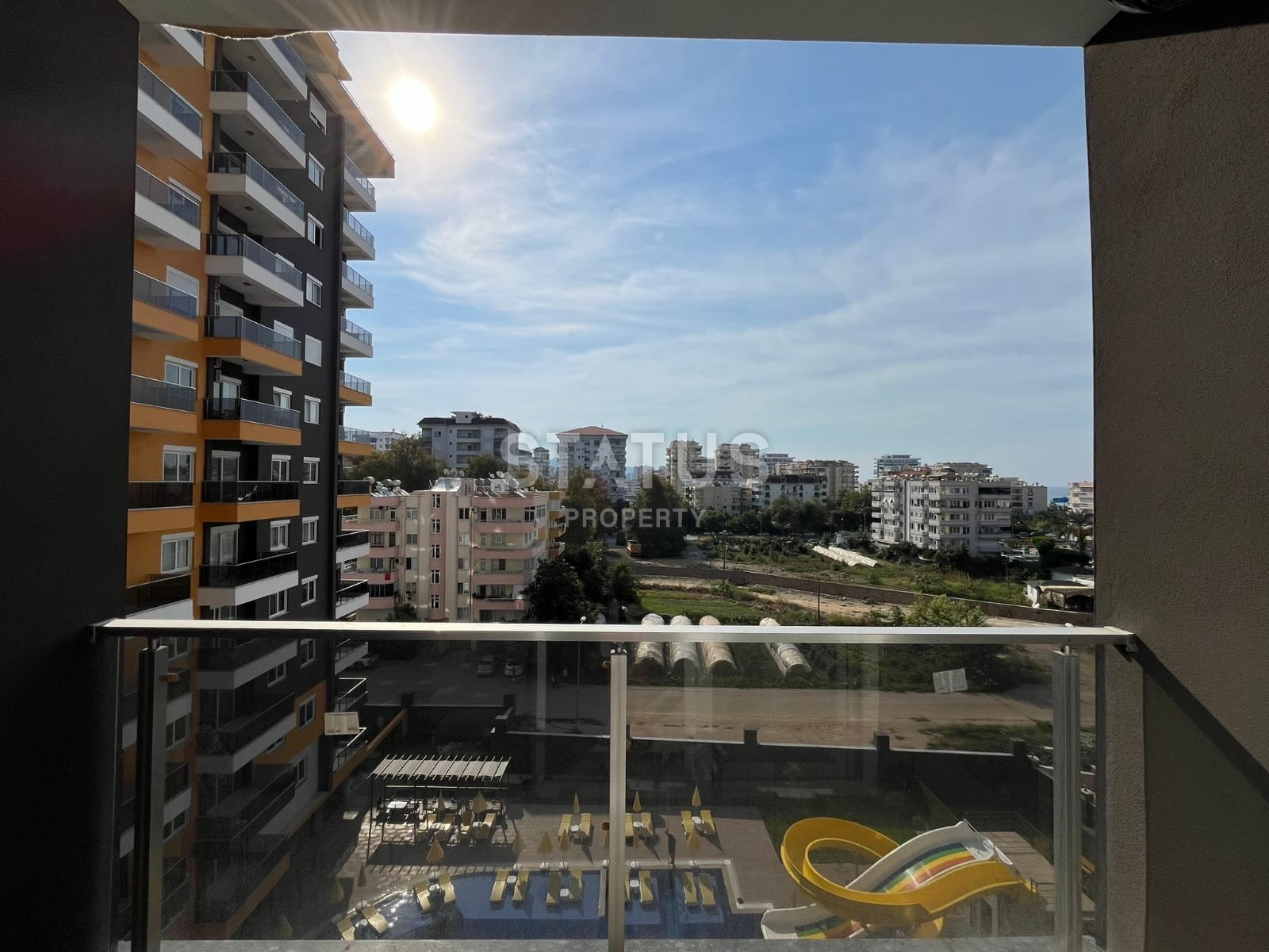 Трехкомнатная квартира в прекрасном комплексе в Махмутларе, 75 м2 фото 4