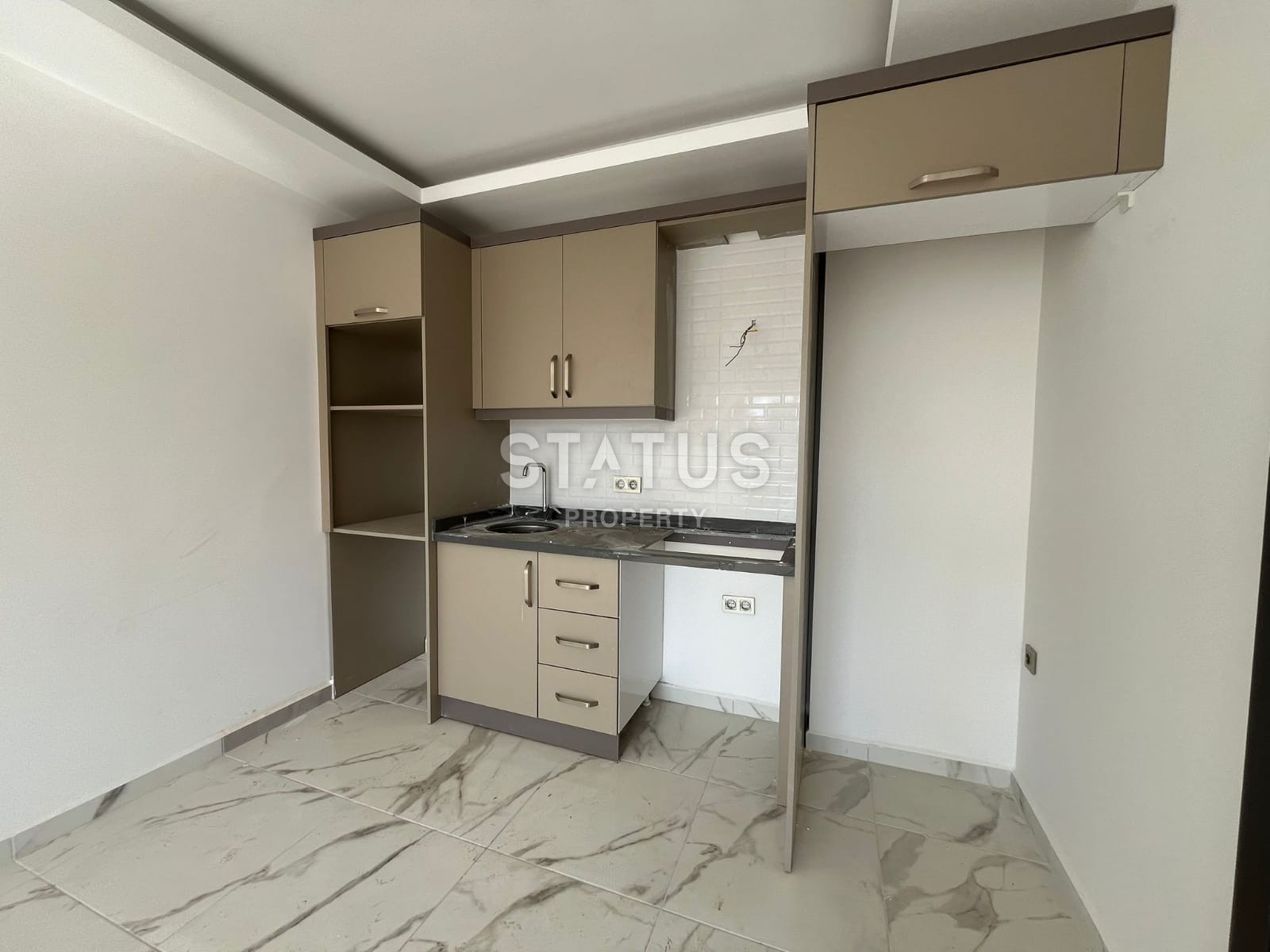 Трехкомнатная квартира в прекрасном комплексе в Махмутларе, 75 м2 фото 7