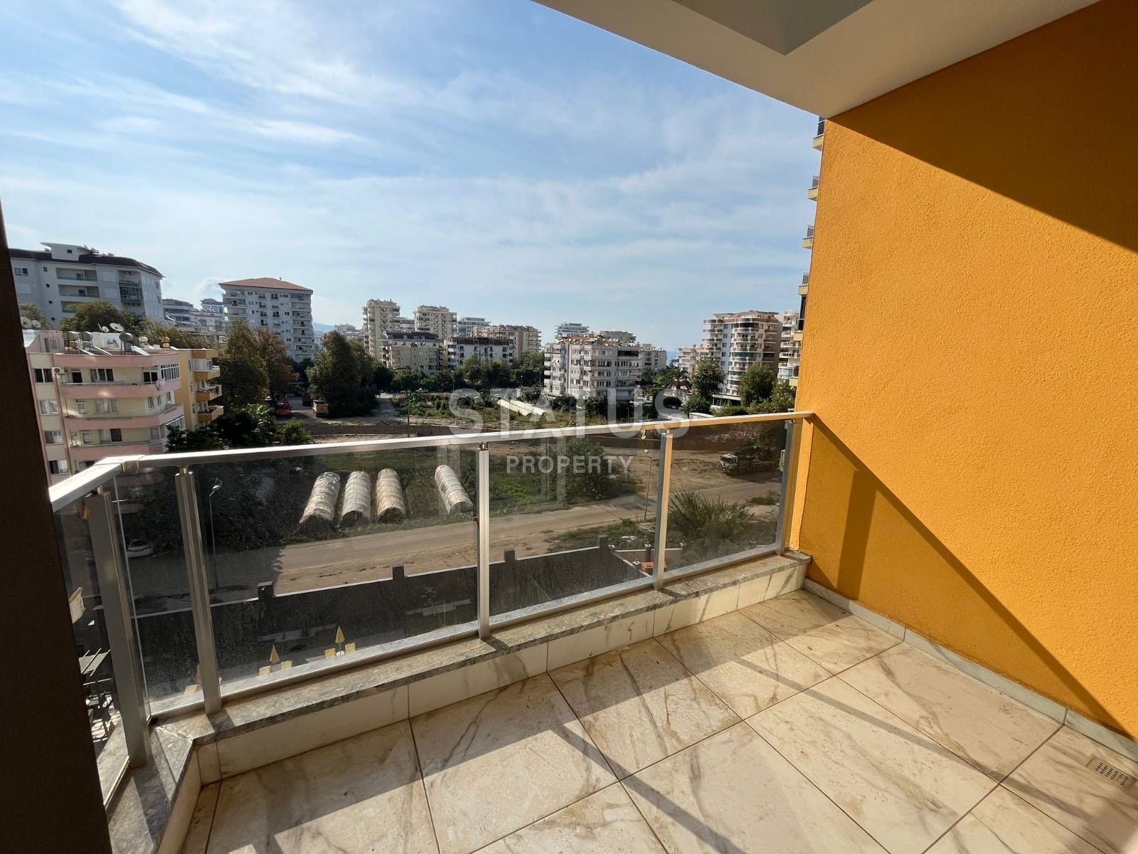 Трехкомнатная квартира в прекрасном комплексе в Махмутларе, 75 м2 фото 17