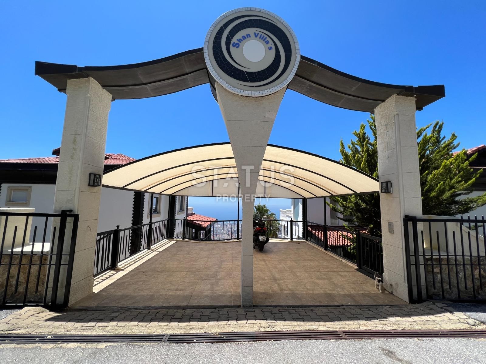 Большая отдельная вилла в районе Бекташ, 650 м2 фото 46