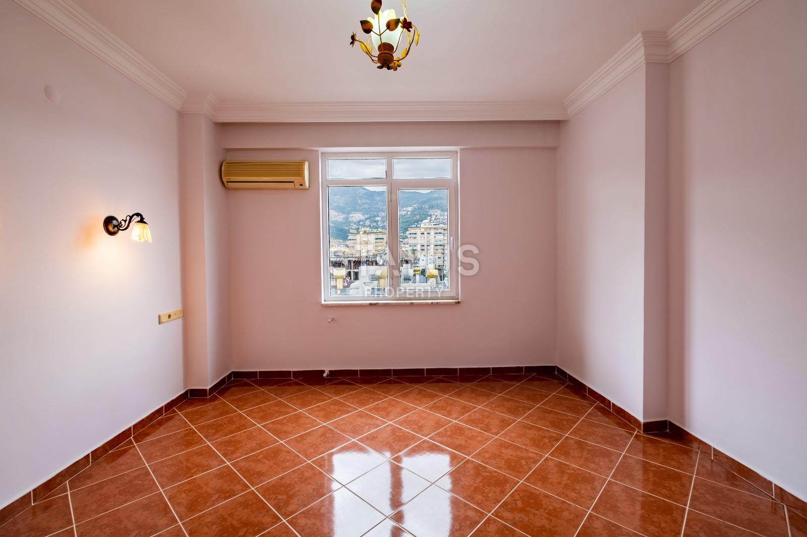 Spacious apartment 3+1 in the city center, 130 m2 фото 16