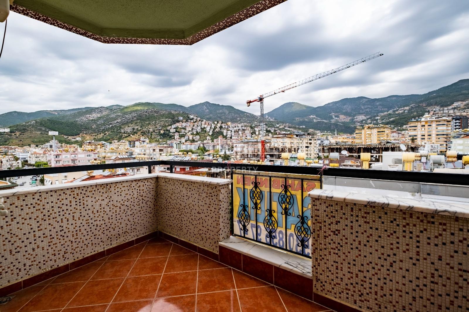 Spacious apartment 3+1 in the city center, 130 m2 фото 20