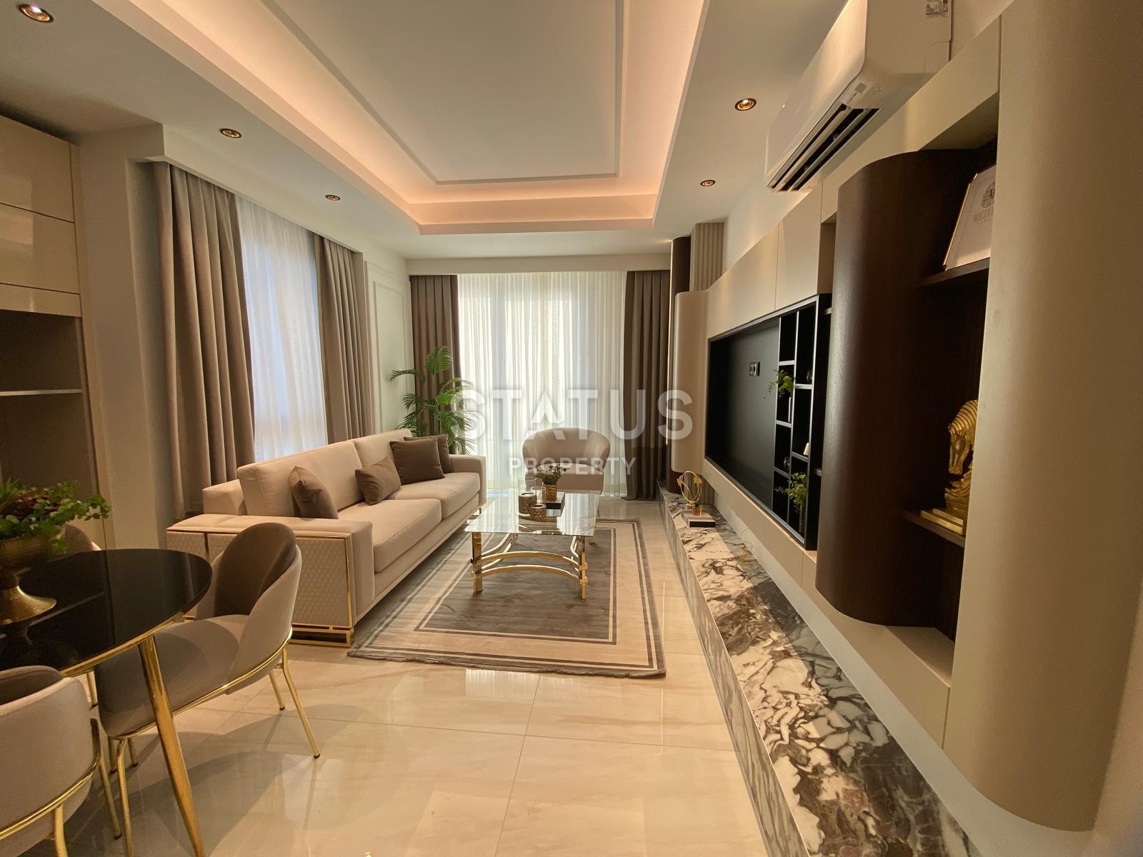 Luxurious three-room apartment in a complex with a water park, 85 m2 фото 3