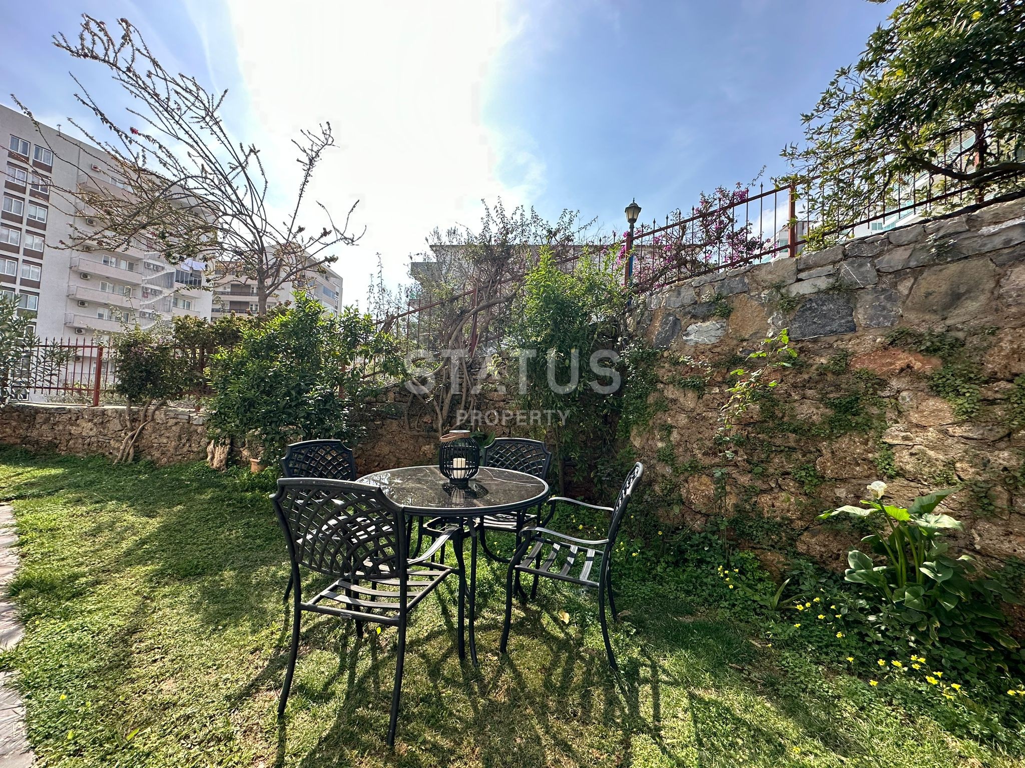 Двухкомнатная квартира с садом и новой мебелью в Тосмуре, 55 м2 фото 19