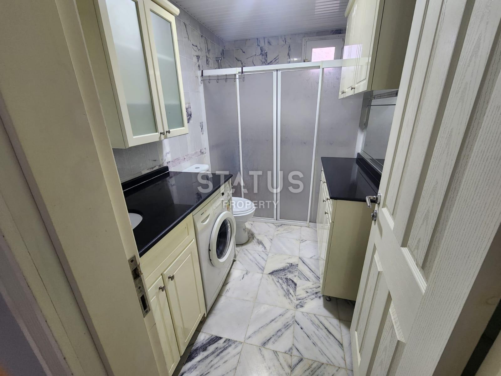 Three-room apartment in the city center, 95 m2 фото 12