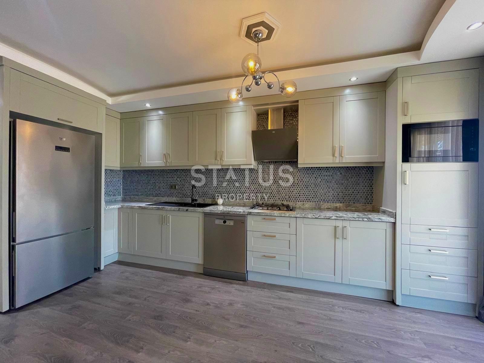 Penthouse with sea view in Kestel, 145 m2 фото 13