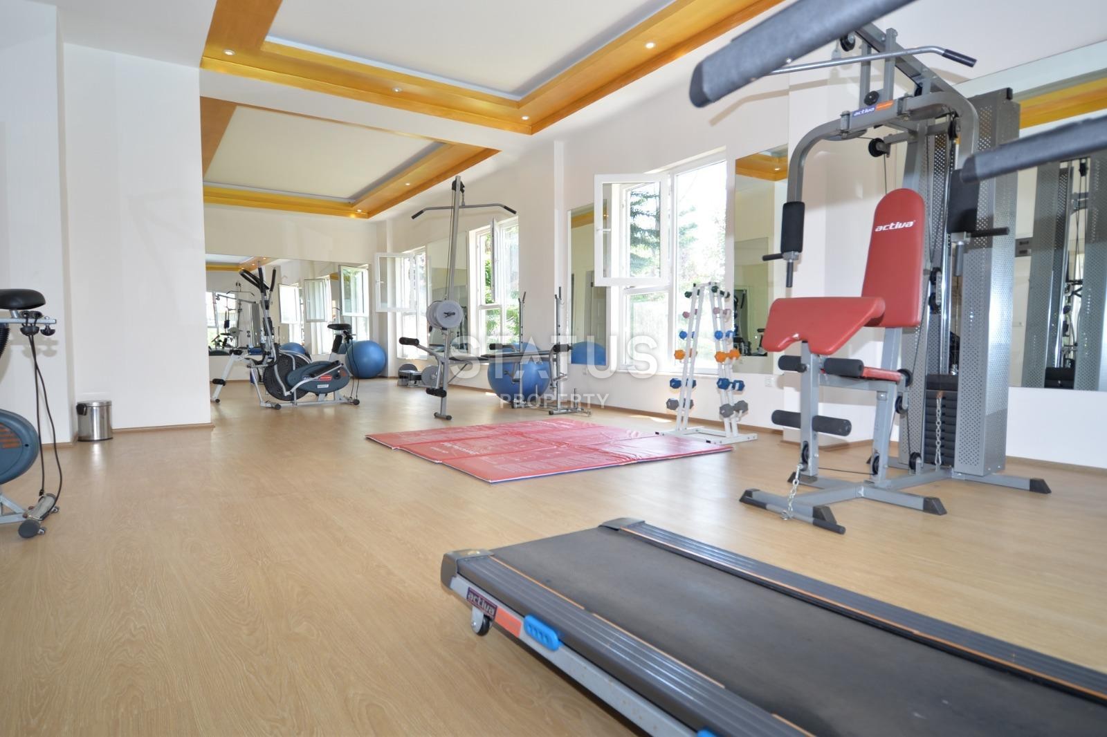 Penthouse 2+1 on the first coastline in Kestel, 135 m2 фото 16