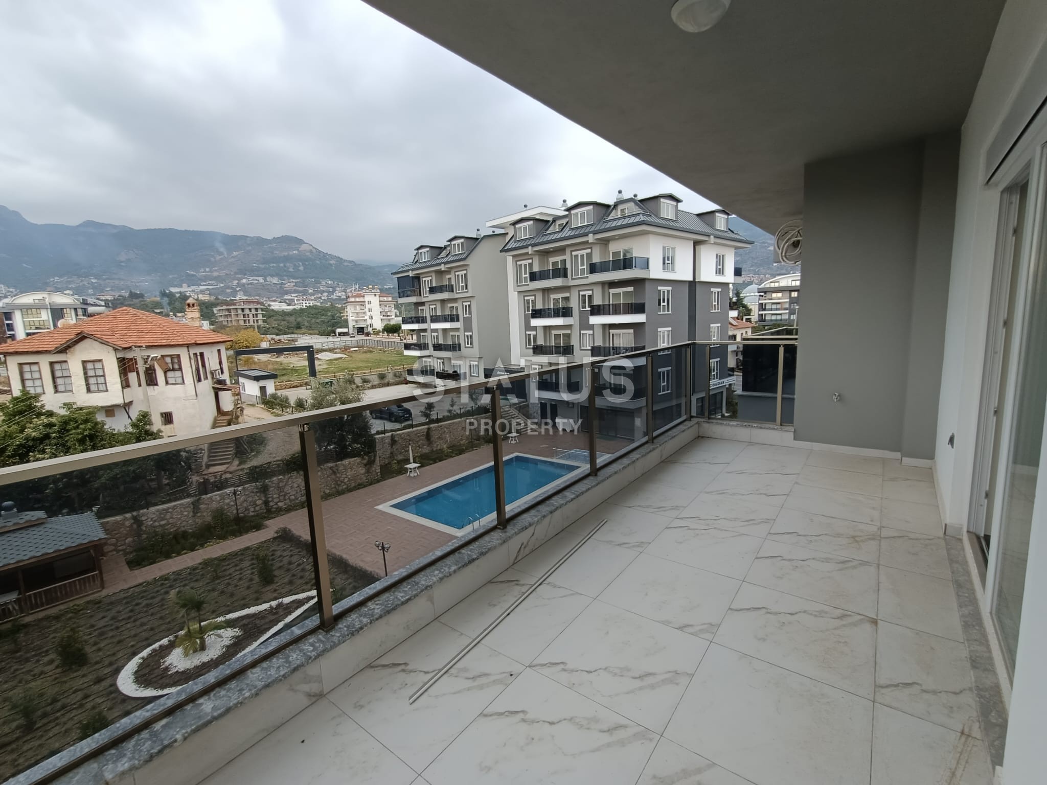 Penthouse 4+1 in Oba with mountain view! Separate kitchen! фото 13