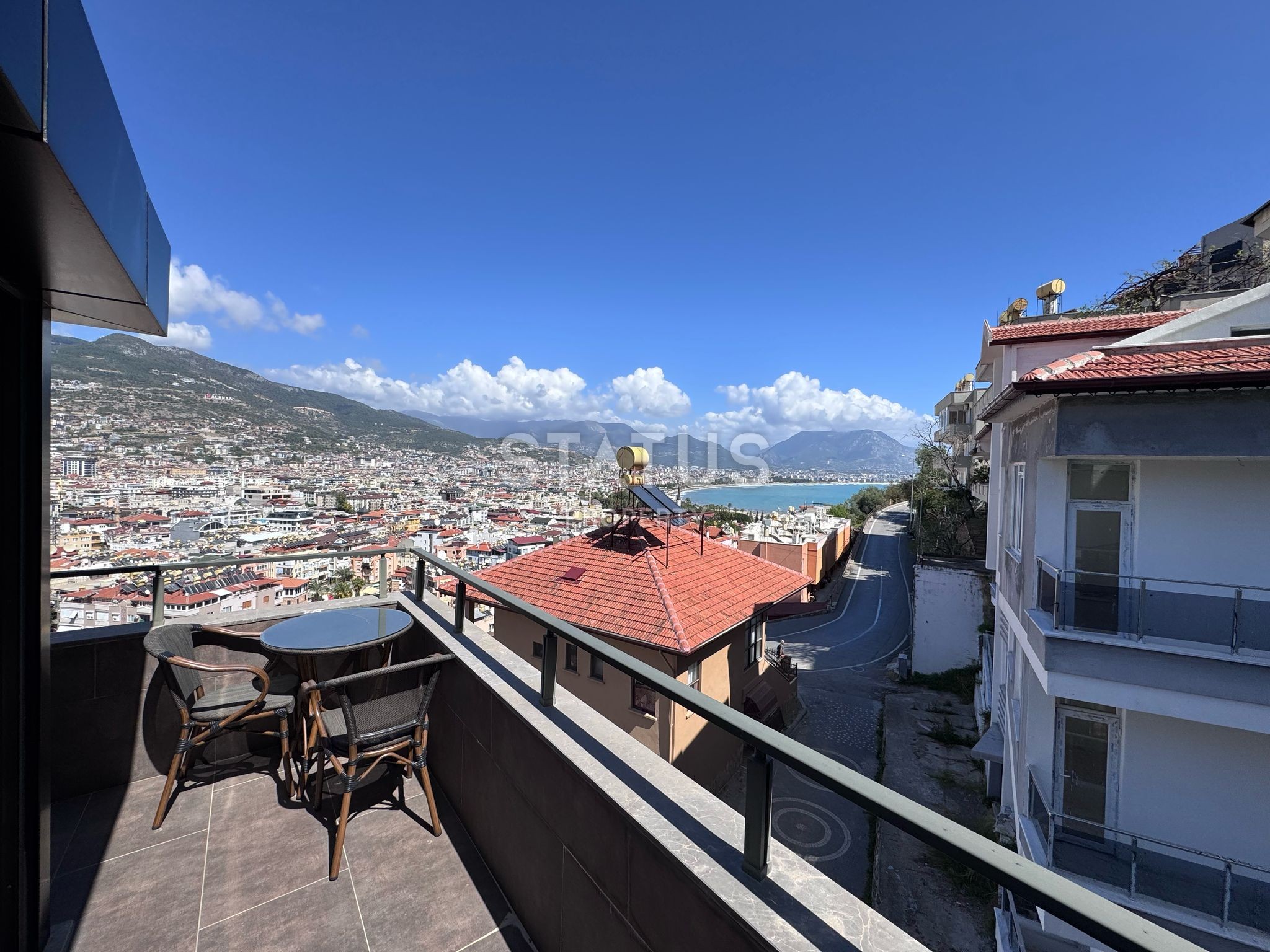 Exclusive! Penthouse 3+1 on Calais! Suitable for residence permit! фото 5