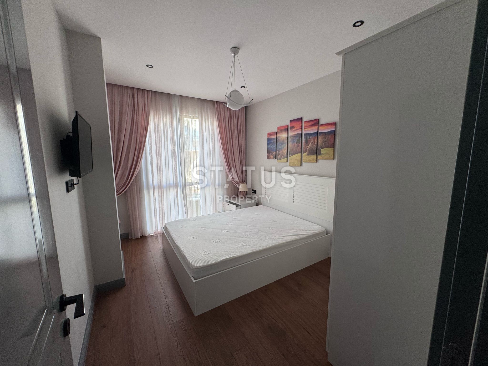 Apartment in the city center in a complex with infrastructure, 50 m2 фото 8