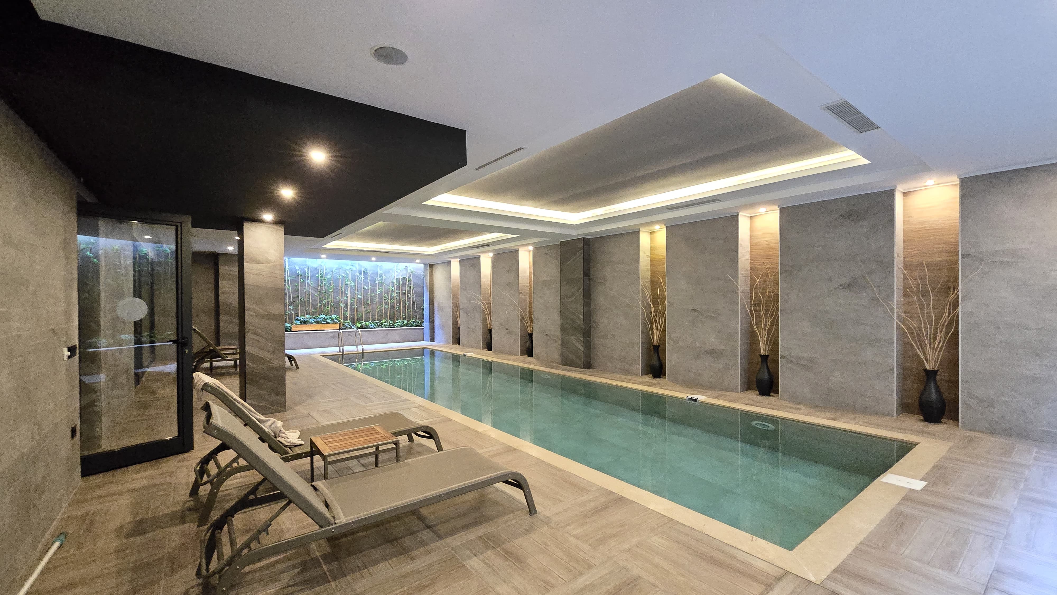 Apartment in the city center in a complex with infrastructure, 50 m2 фото 19