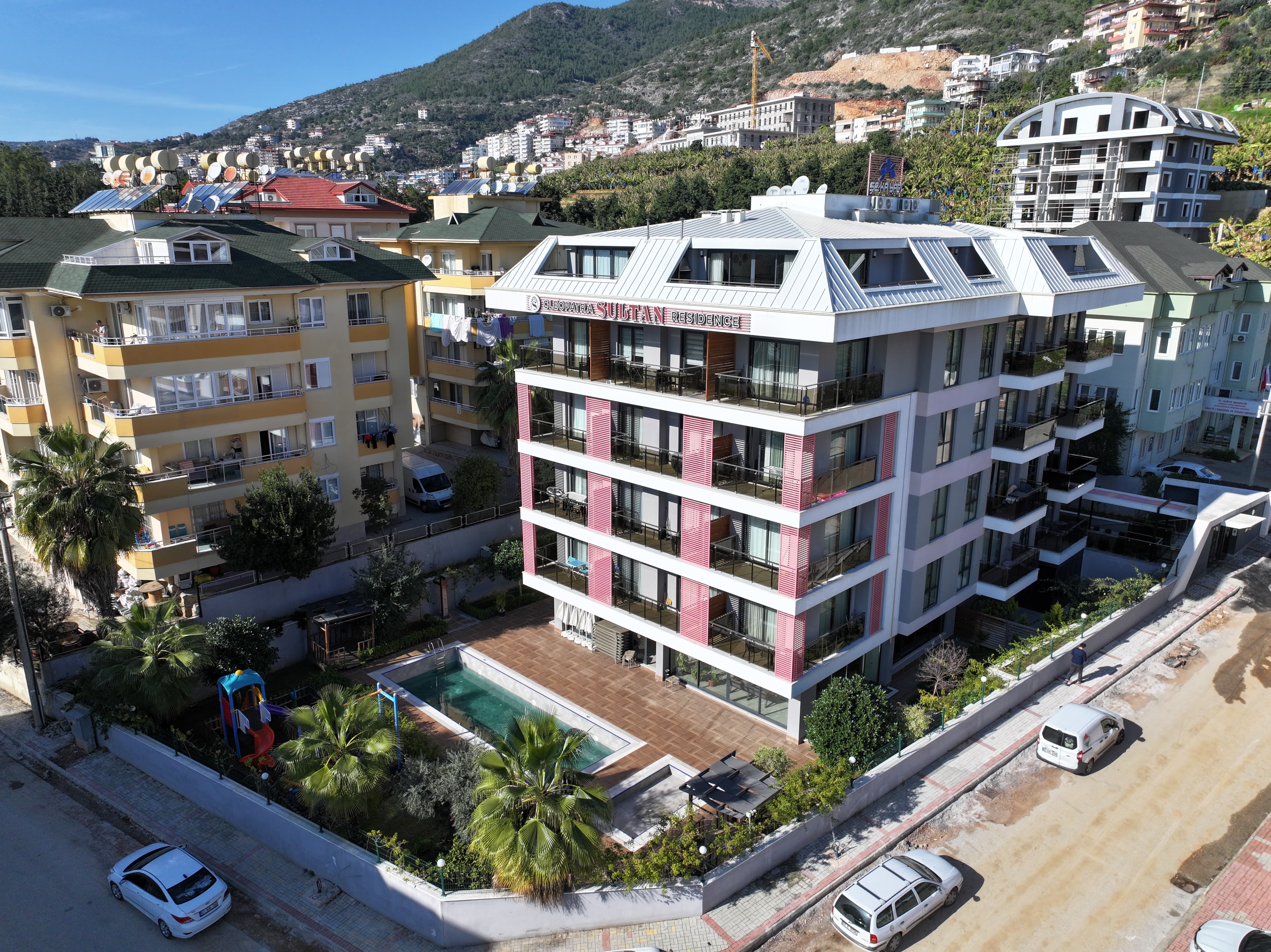 Apartment in the city center in a complex with infrastructure, 50 m2 фото 23