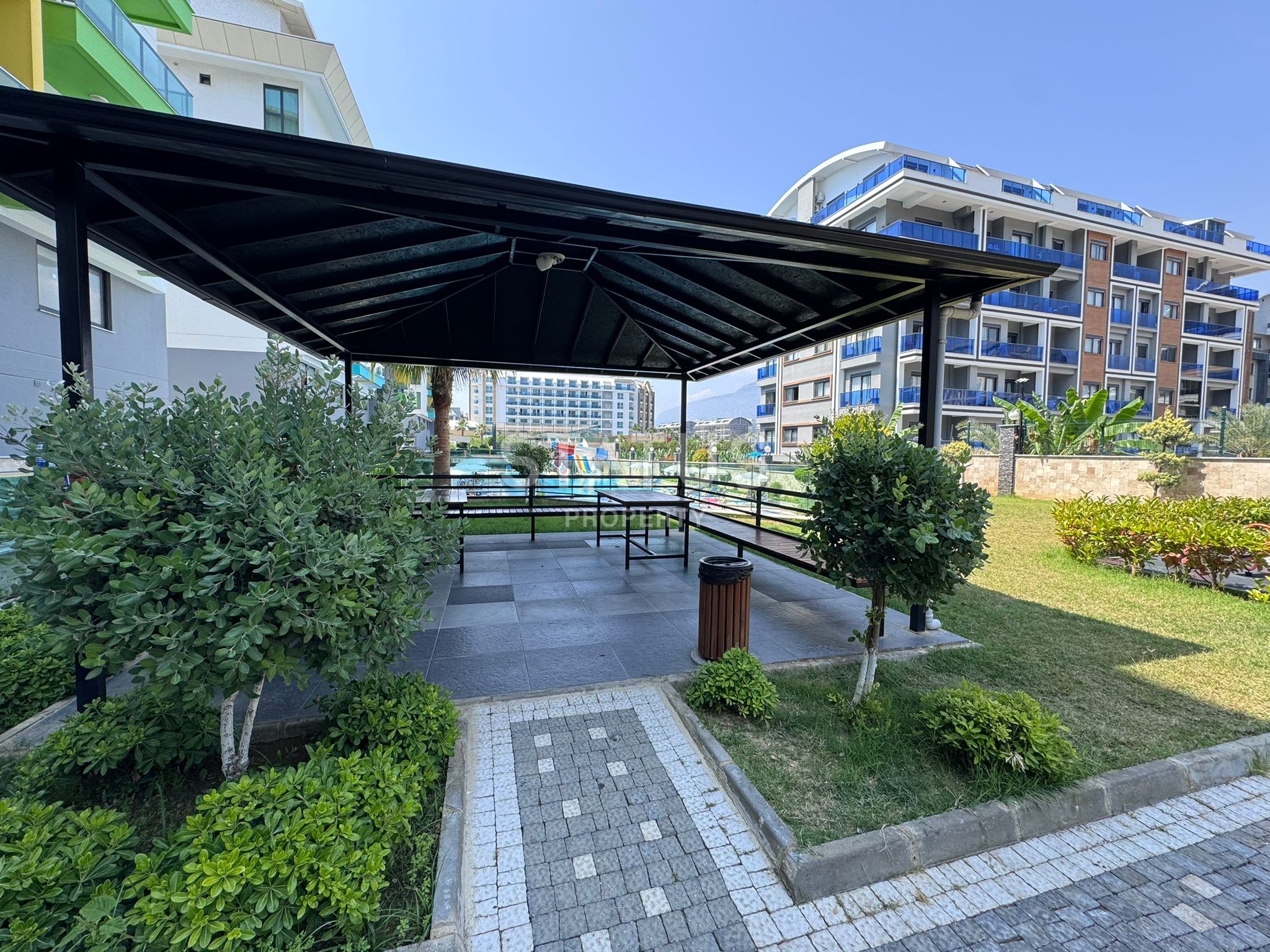 Новая и уютная квартира в комплексе с бассейном, 55 м2 фото 3