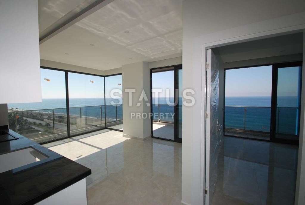 Квартира с невероятными видами на первой береговой линии в Махмутларе фото 4