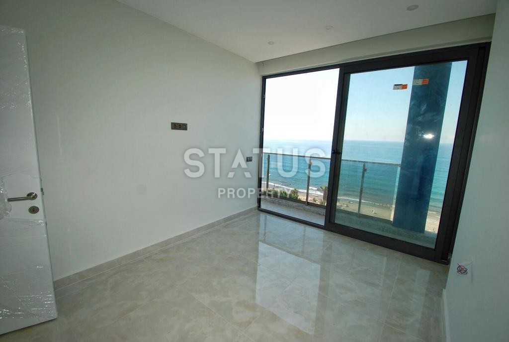 Квартира с невероятными видами на первой береговой линии в Махмутларе фото 7