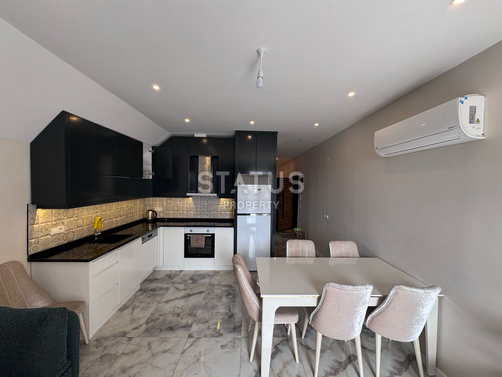 Новый дуплекс 3+1 в 100м от пляжа Клеопатра. 101м2 фото 12