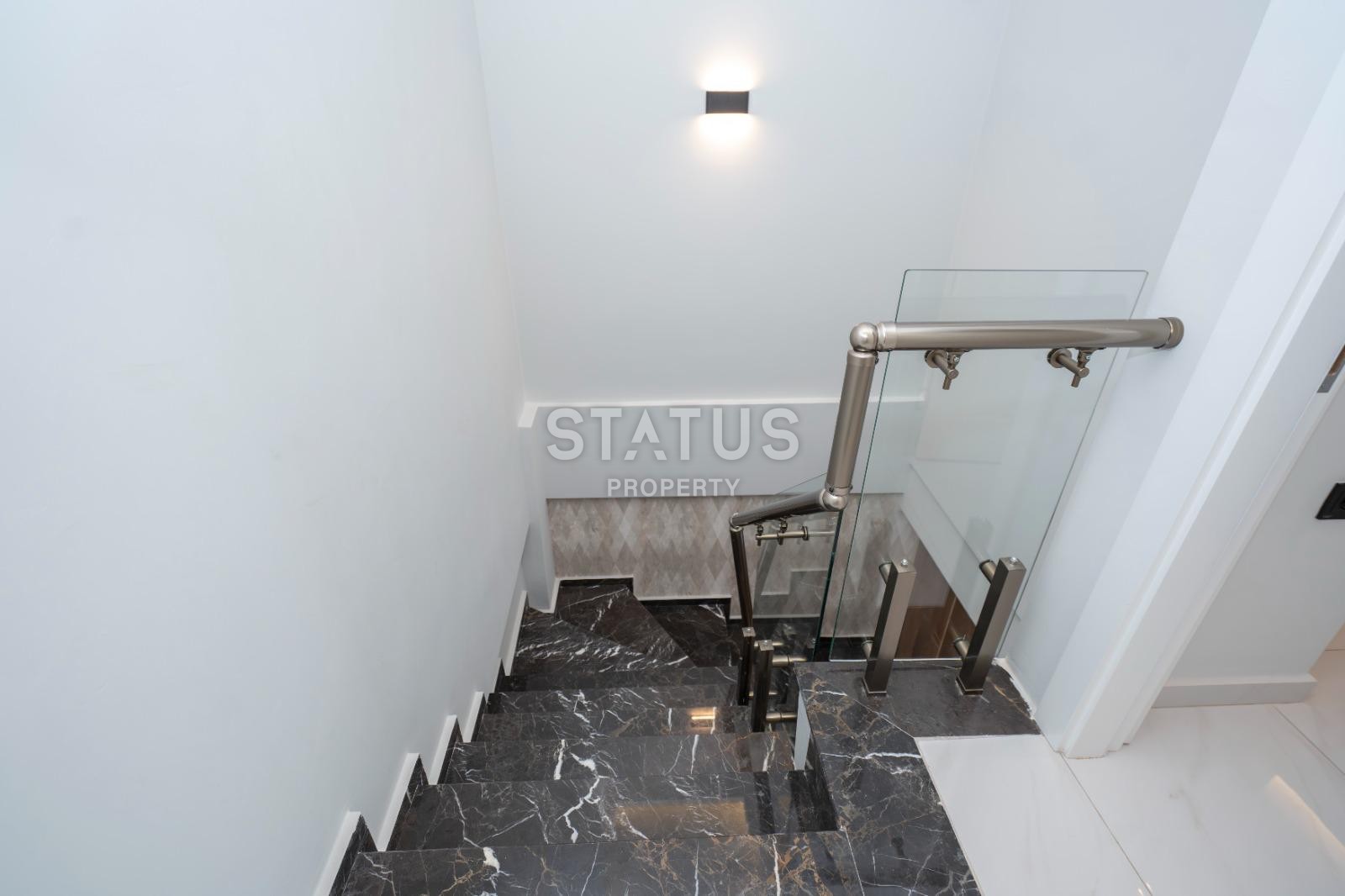 Duplex 2+1 with furniture and appliances in Oba, 85 m2 фото 12