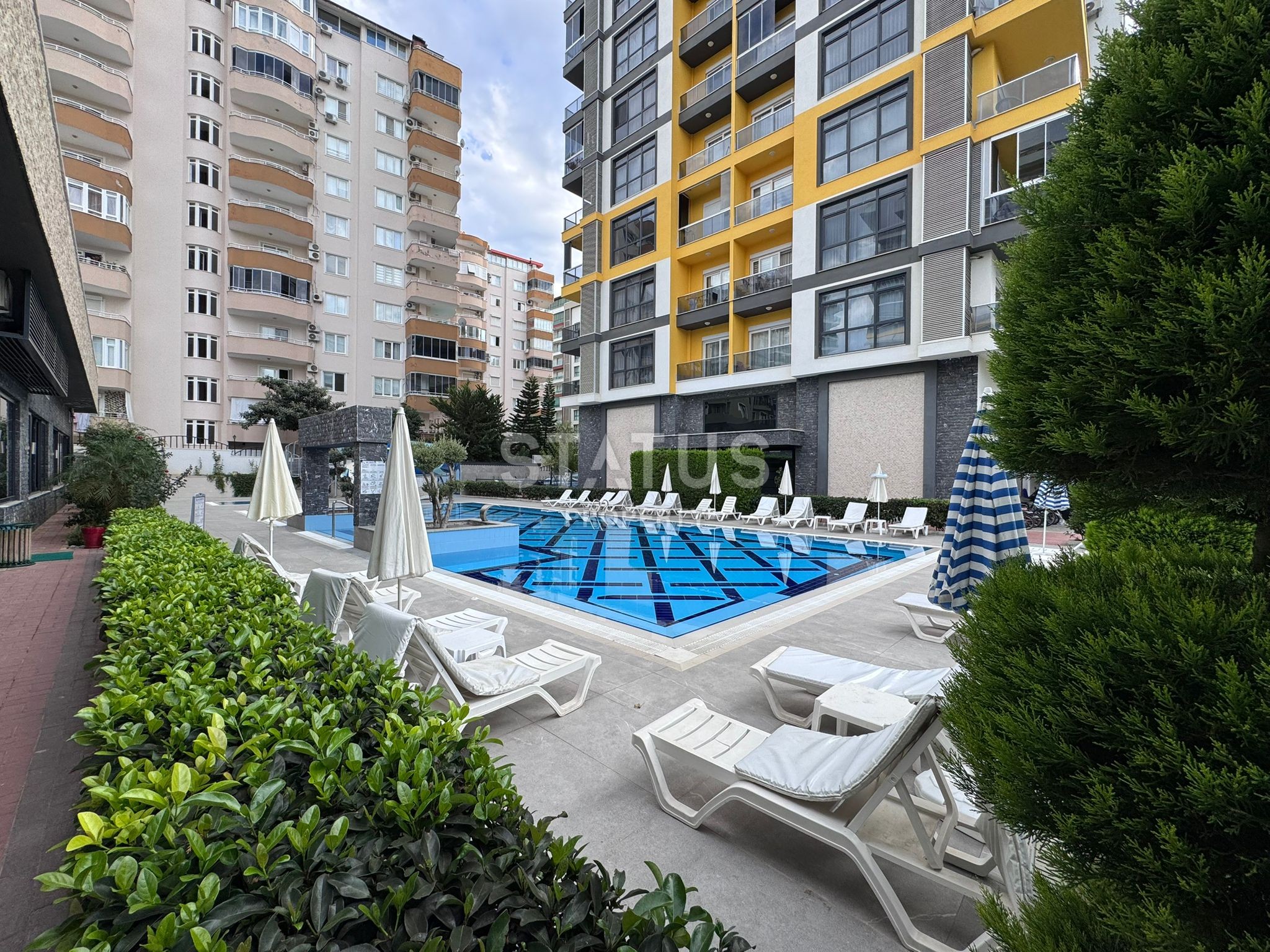 Просторный пентхаус 4+1 в Махмутларе с видом на море + квартира студия фото 1