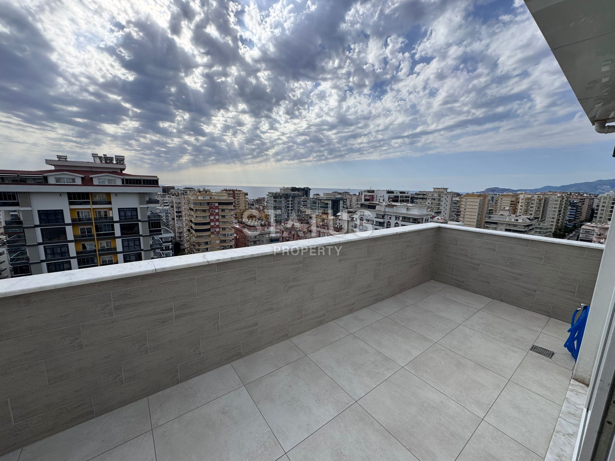 Просторный пентхаус 4+1 в Махмутларе с видом на море + квартира студия фото 22