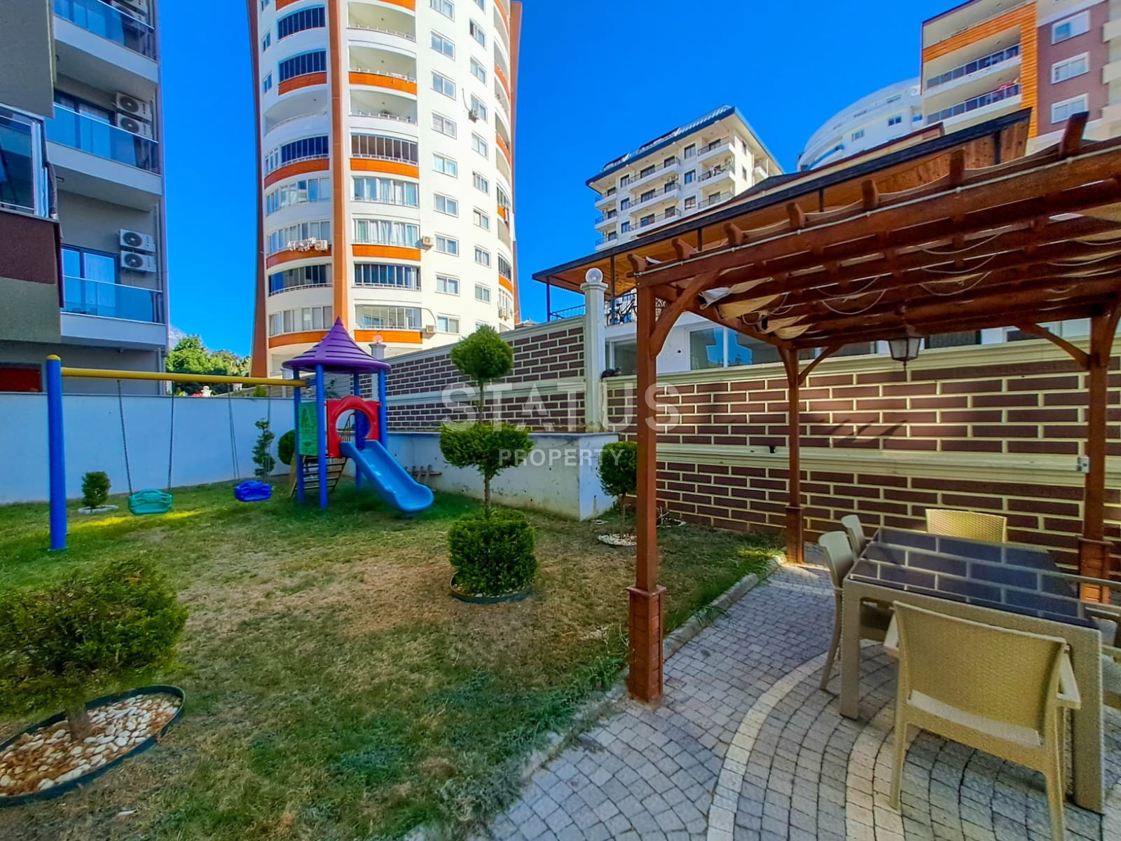 Квартира 1+1 с мебелью в Махмутларе, 50 м2 фото 2