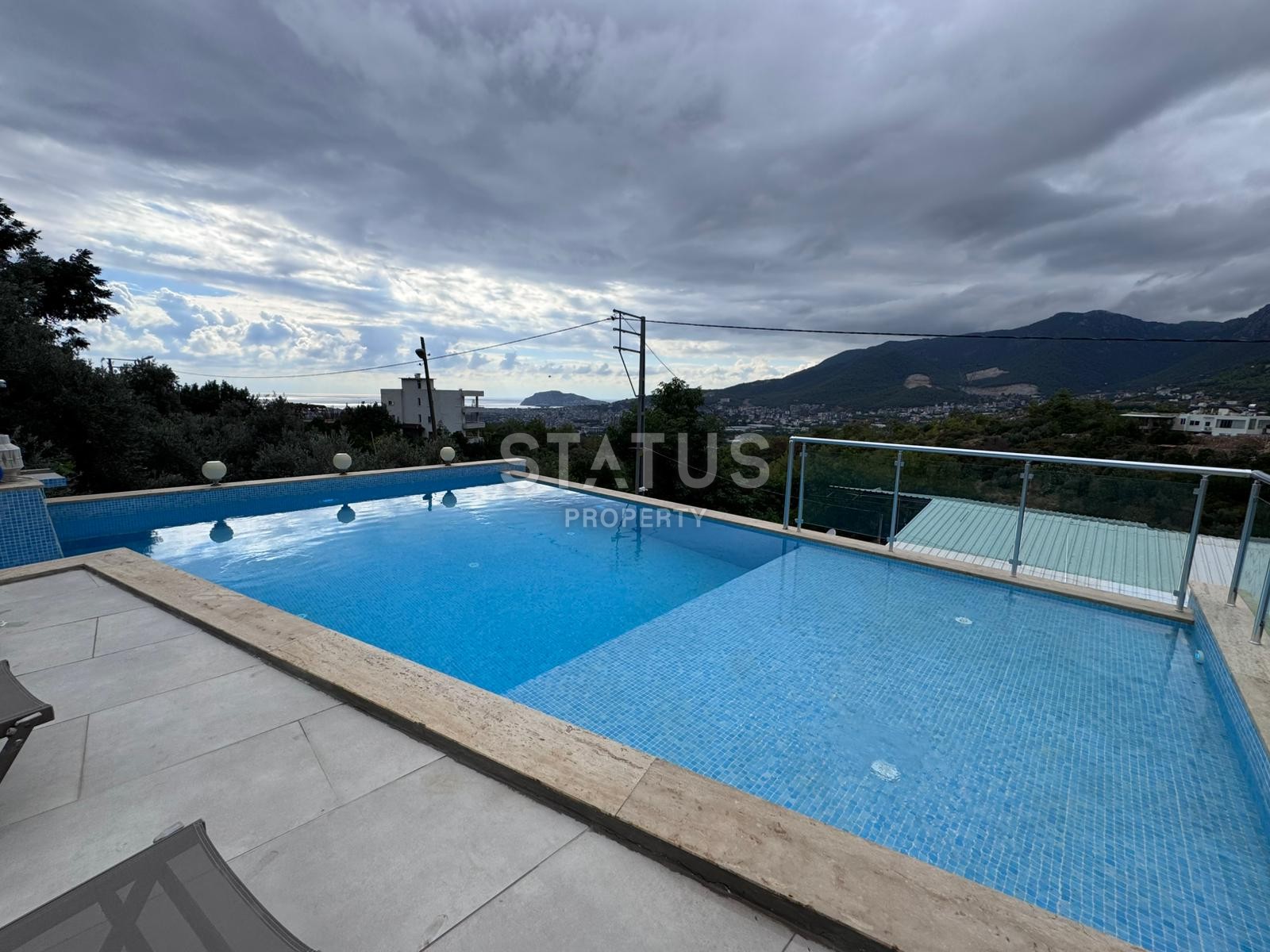 Готовая вилла с ремонтом 4+1! Район Оба! 570 м2 фото 3