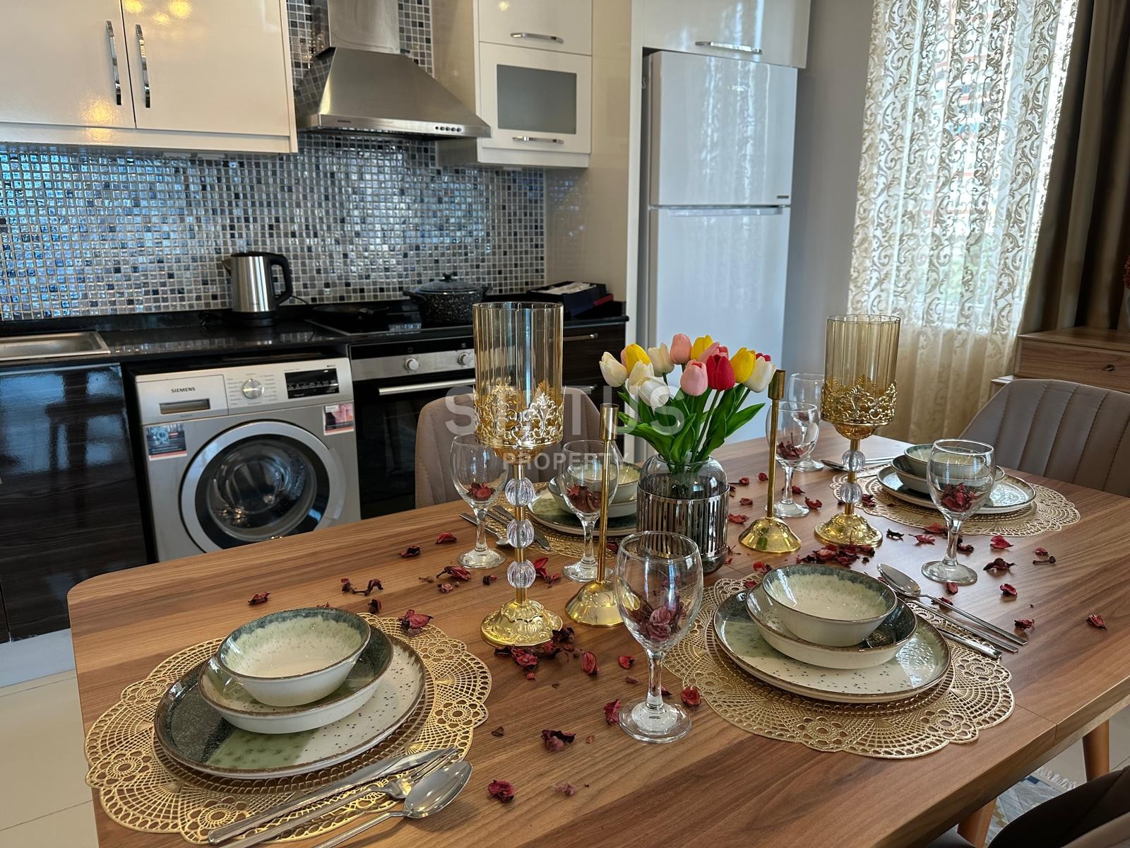 Furnished 2+1 apartment in Mahmutlar, 115 m2 фото 12