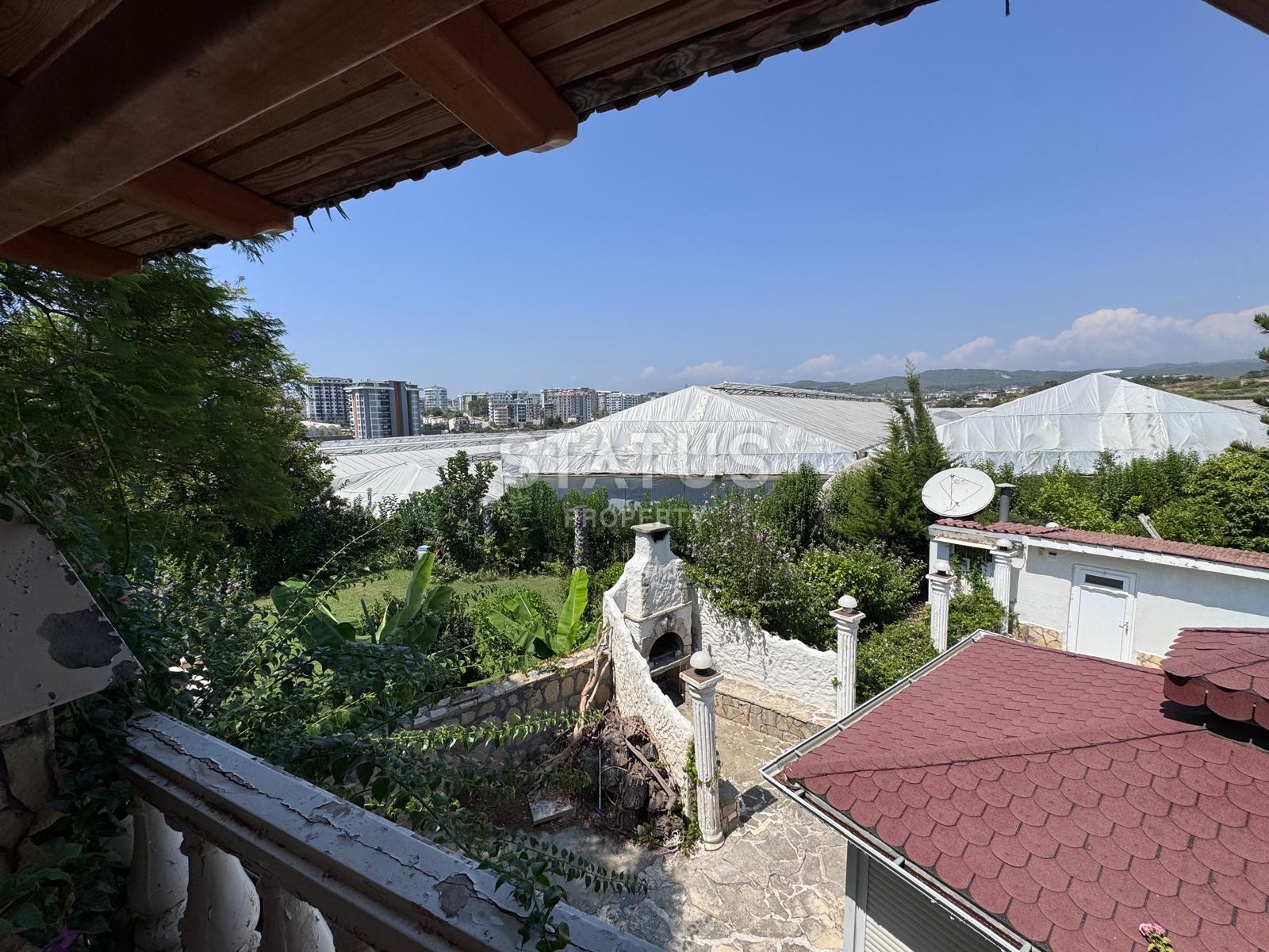 Вилла 4+1 с большим участком земли в районе Тюрклер, 800 м2 фото 8