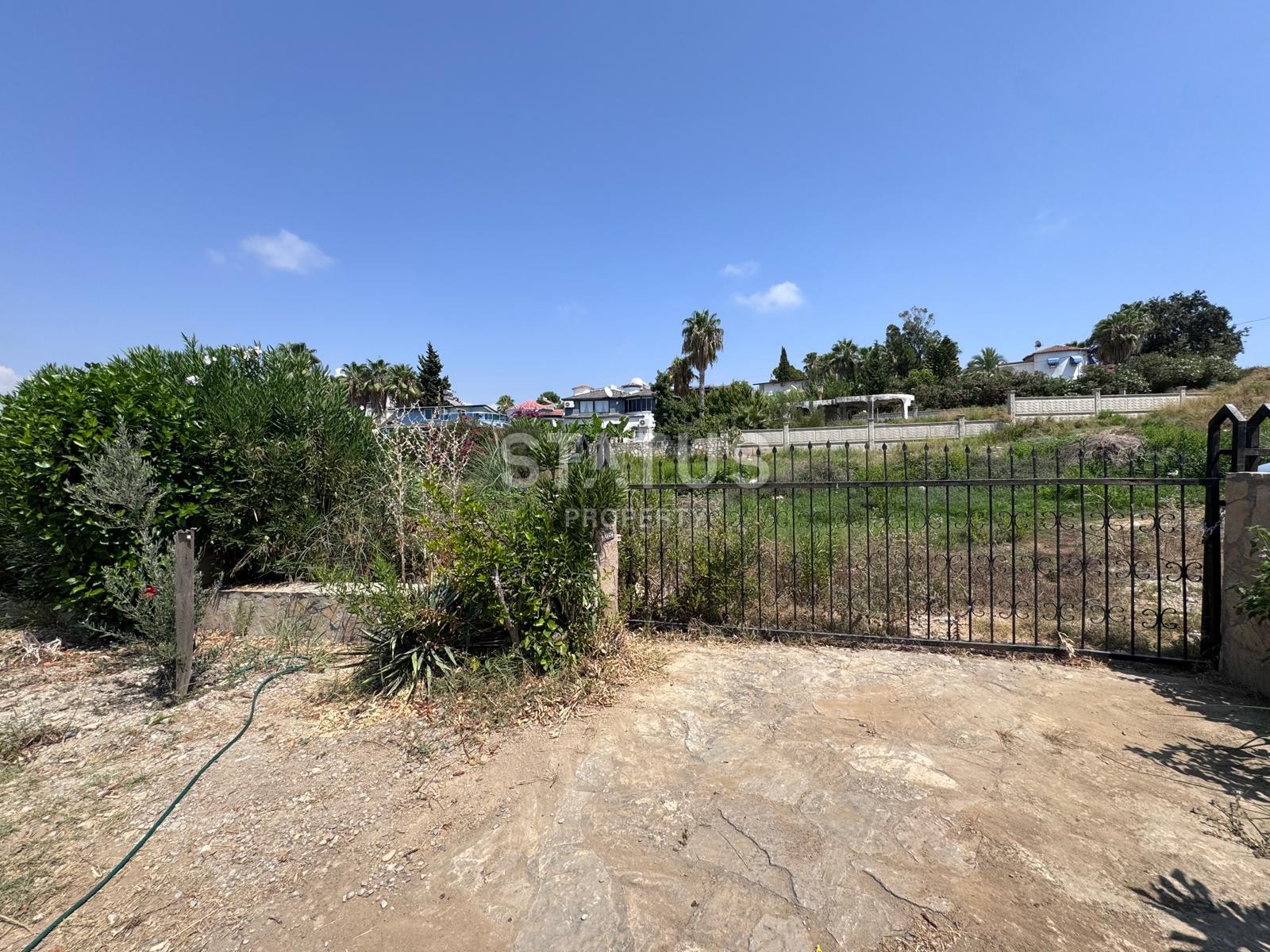 Вилла 4+1 с большим участком земли в районе Тюрклер, 800 м2 фото 27