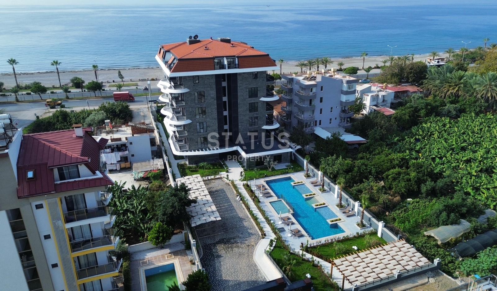 Квартира на первой береговой линии в районе Кестель, 47 м2 фото 1