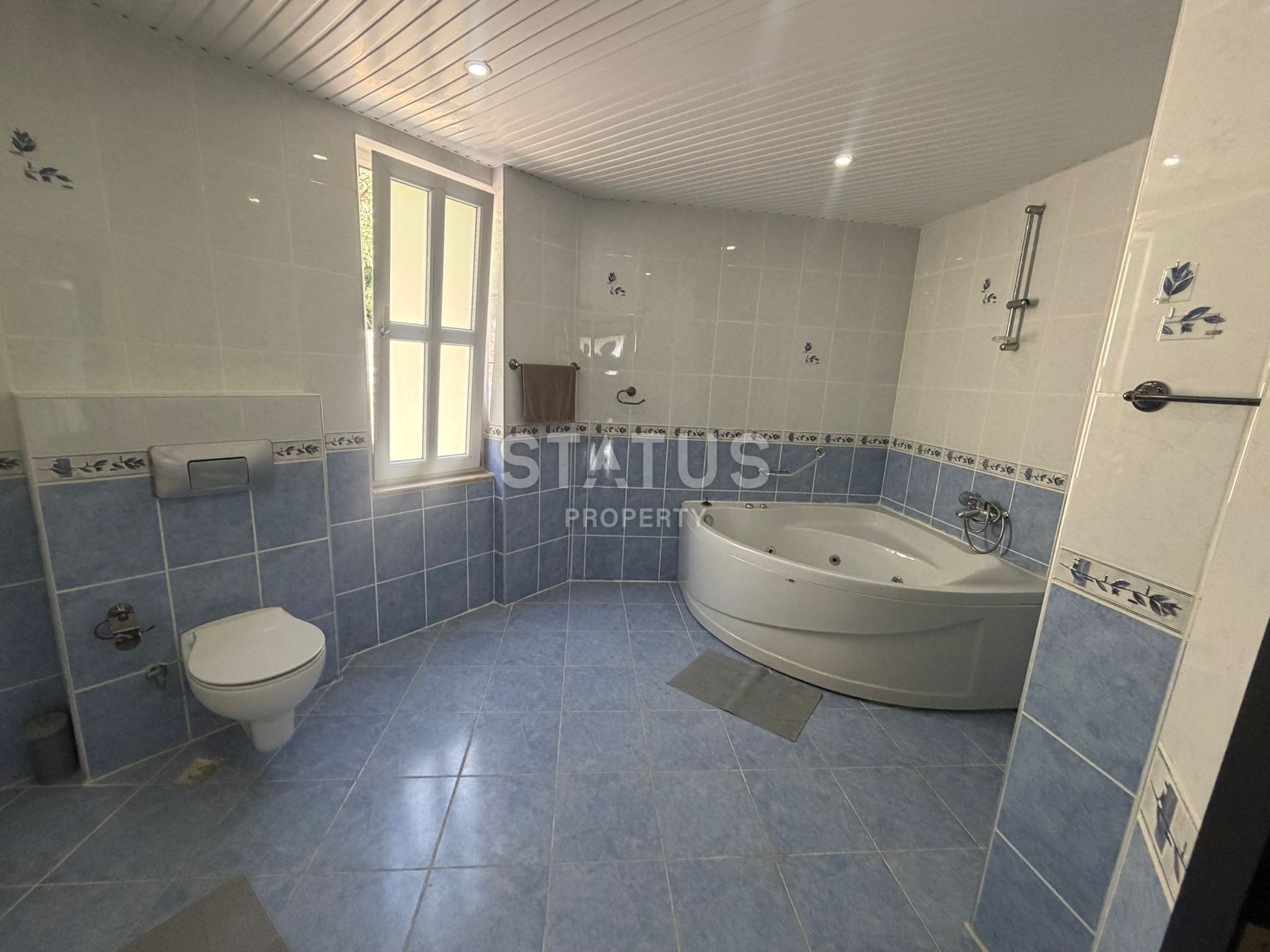 Вилла 5+1 с панорамным видом на море в Бекташ, 1125 м2 фото 14