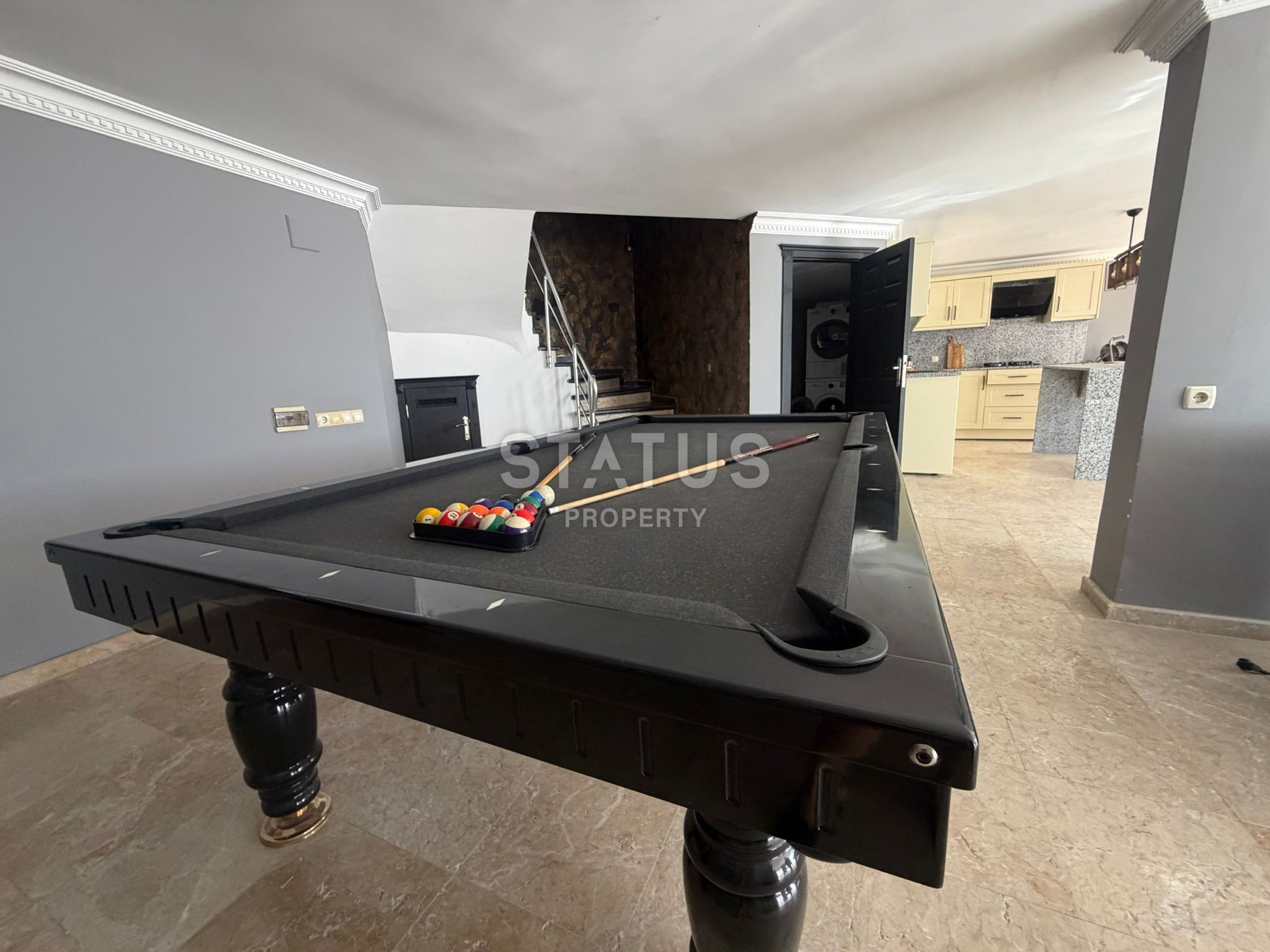 Вилла 5+1 с панорамным видом на море в Бекташ, 1125 м2 фото 15