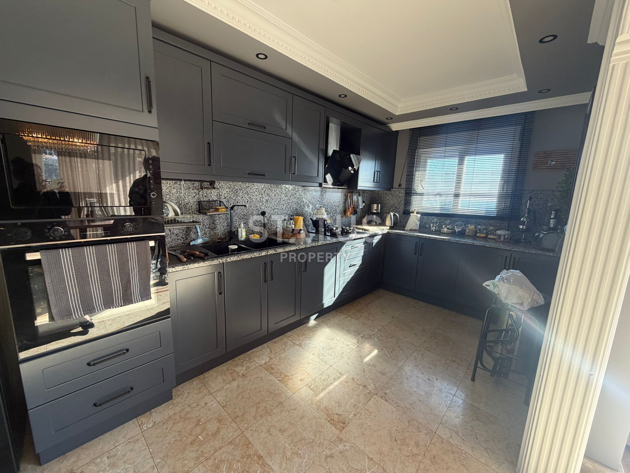 Вилла 5+1 с панорамным видом на море в Бекташ, 1125 м2 фото 18