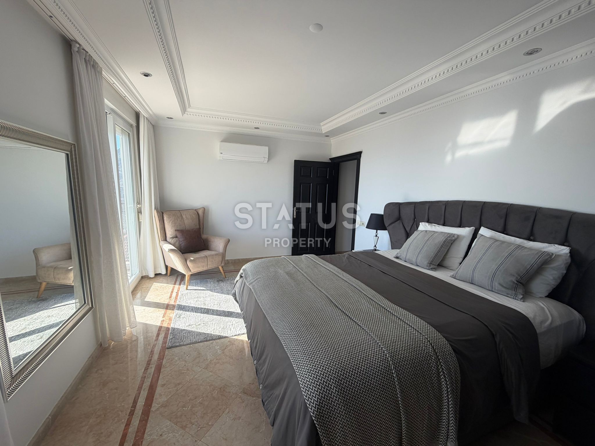 Вилла 5+1 с панорамным видом на море в Бекташ, 1125 м2 фото 23