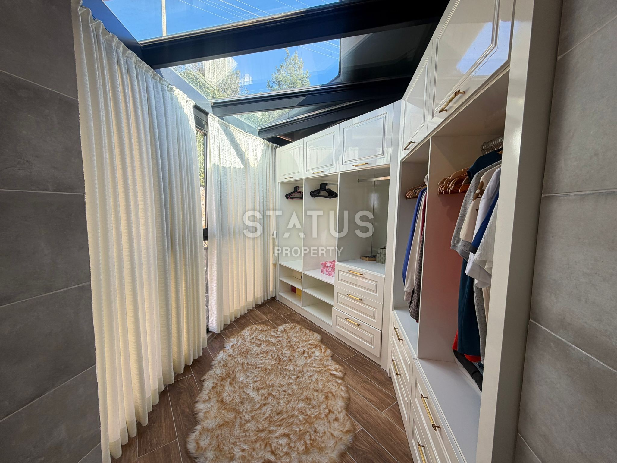 Вилла 5+1 с панорамным видом на море в Бекташ, 1125 м2 фото 28