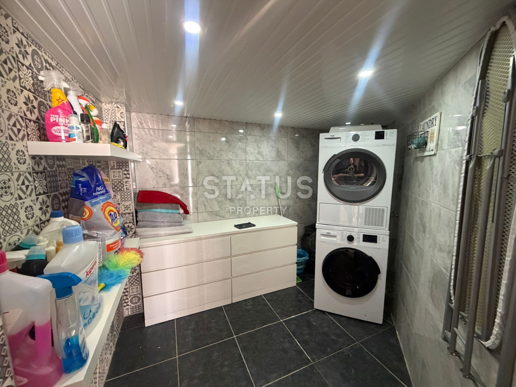 Вилла 5+1 с панорамным видом на море в Бекташ, 1125 м2 фото 35