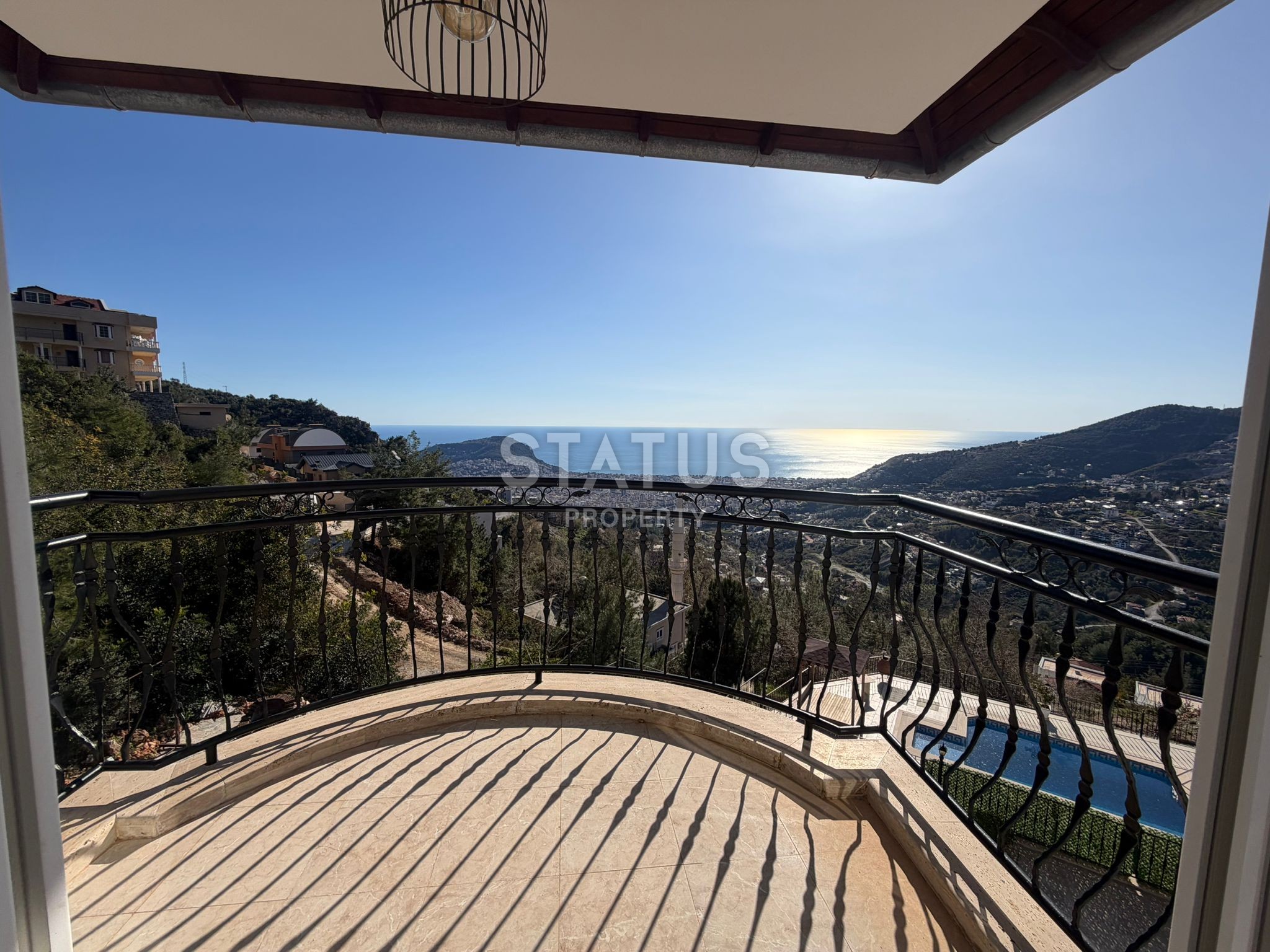 Вилла 5+1 с панорамным видом на море в Бекташ, 1125 м2 фото 40