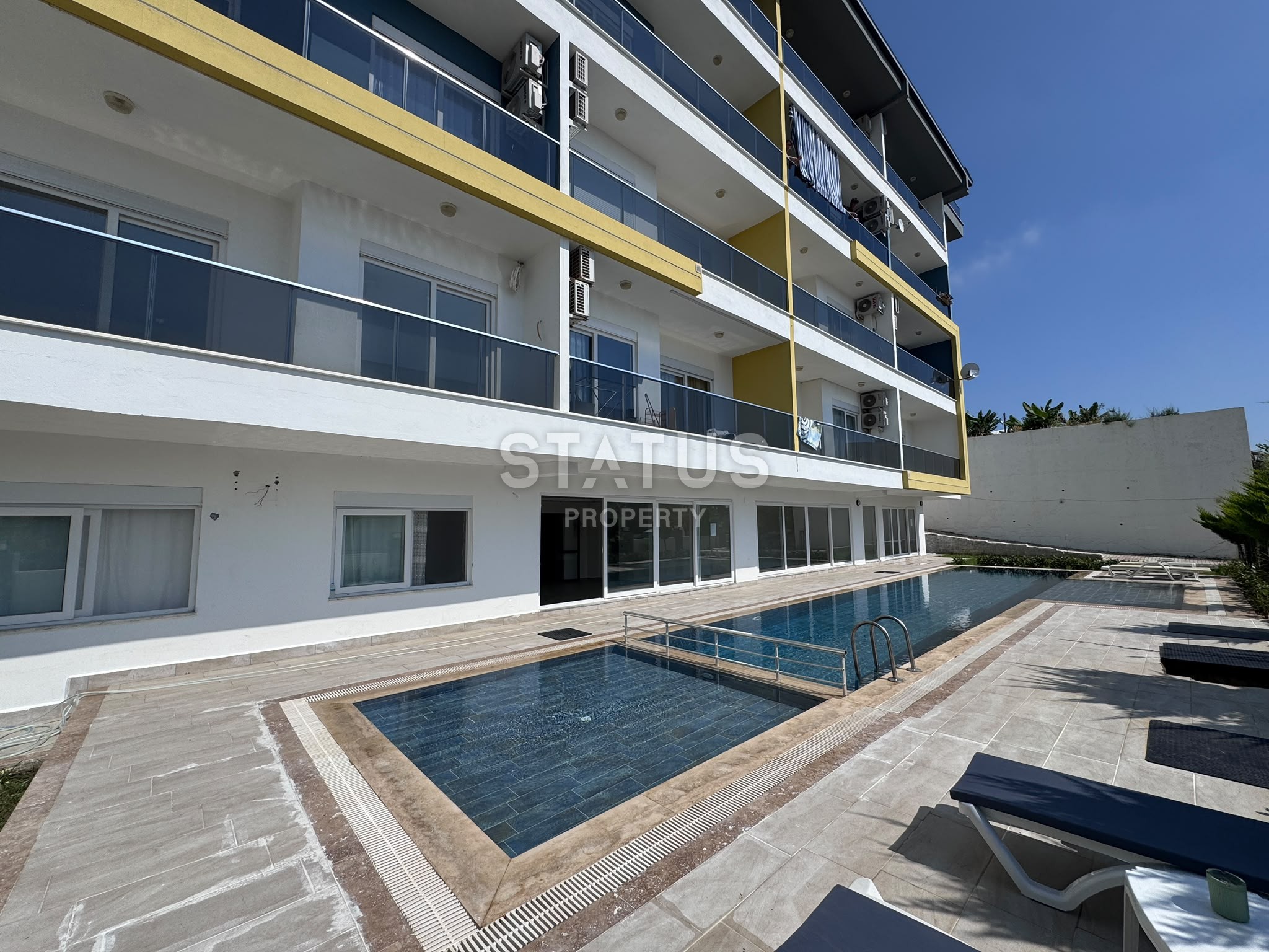 Apartment with direct sea views in Mahmutlar, 55 m2 фото 1