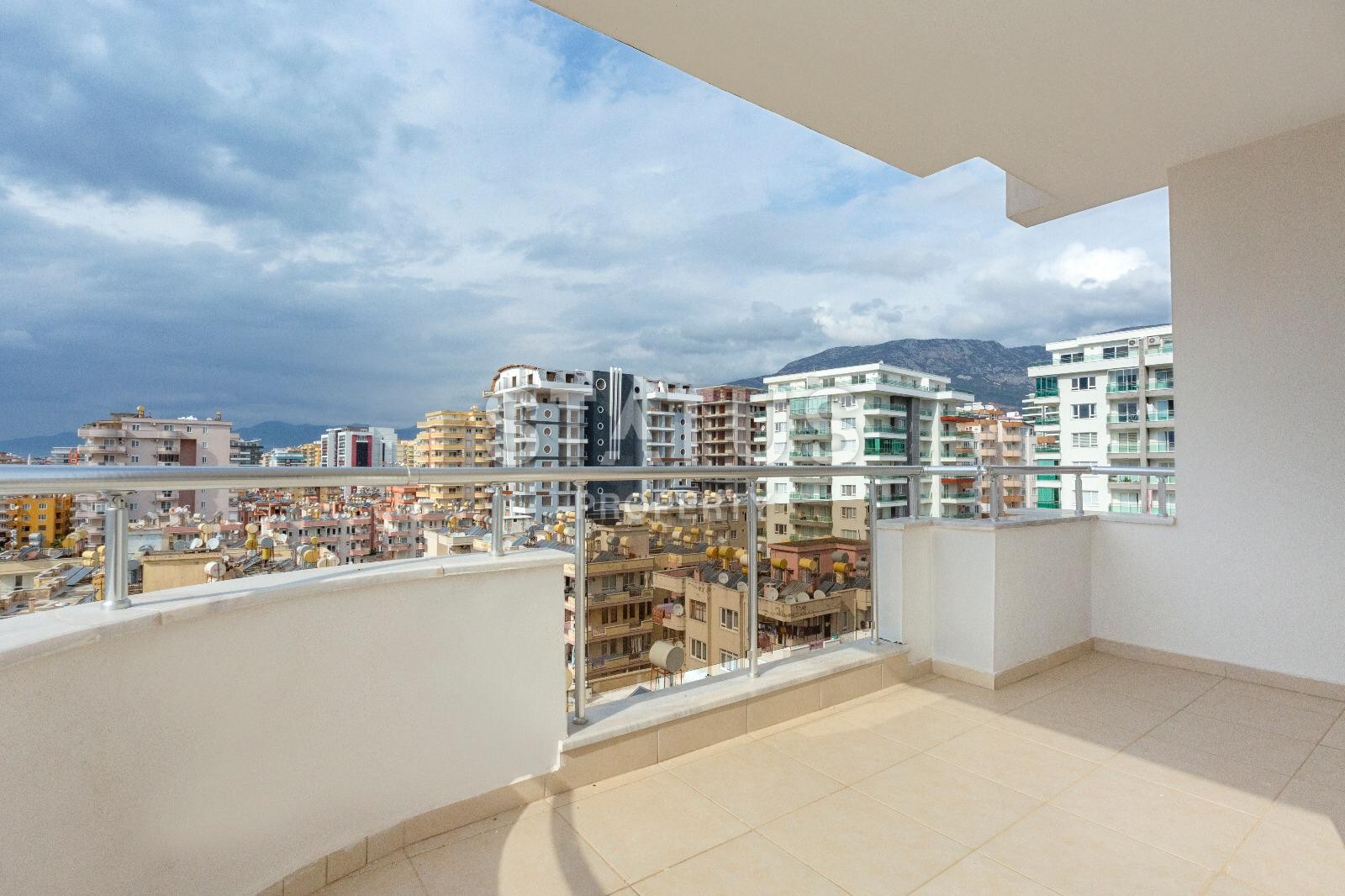 Отличная двухкомнатная квартира с видом на море в центре района Махмутлар фото 5