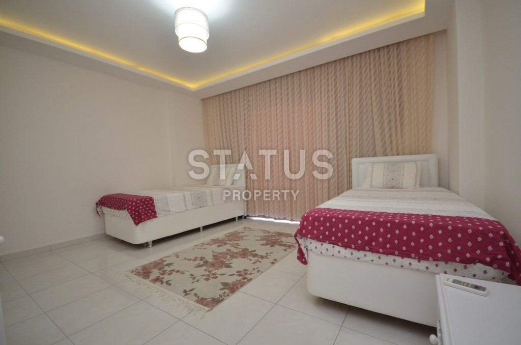 Квартира 2+1 с мебелью в 140 метрах от моря в Махмутларе, 110 м2 фото 5