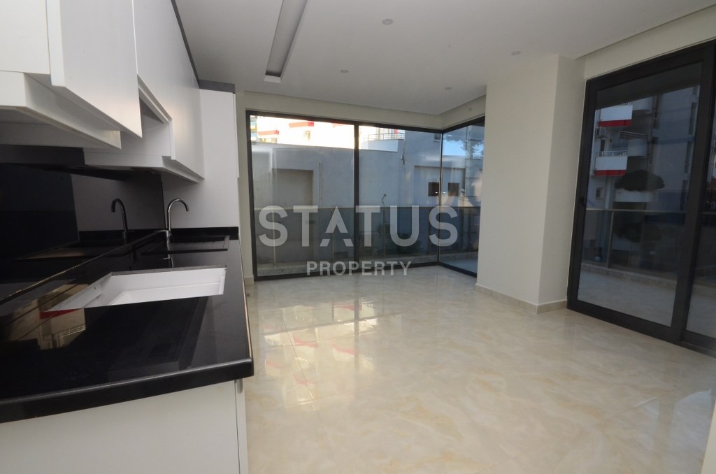 Трехкомнатная квартира на первой береговой линии в Махмутларе, 80 м2 фото 9