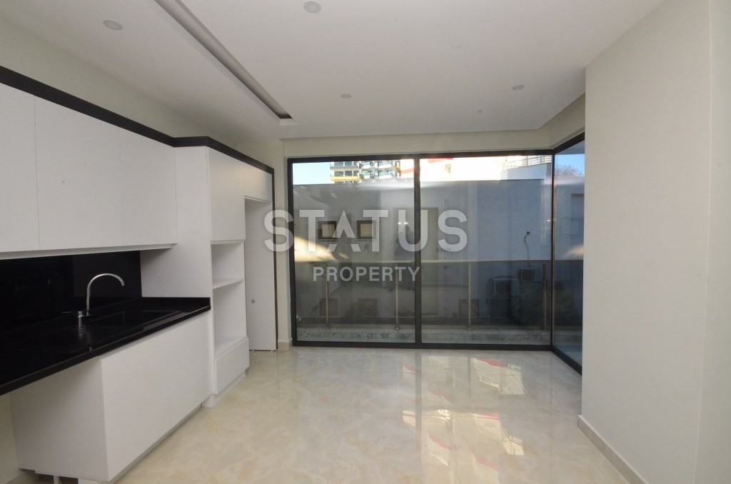 Трехкомнатная квартира на первой береговой линии в Махмутларе, 80 м2 фото 11