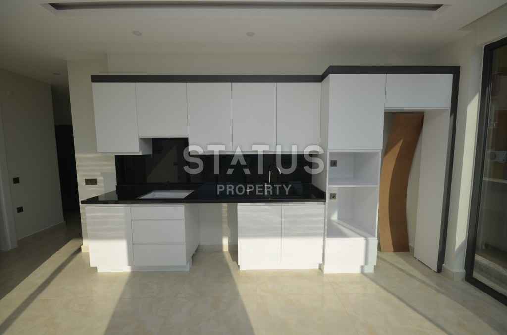 Трёхкомнатная квартира с видом на море на первой береговой линии в Махмутларе, 80 м2 фото 5