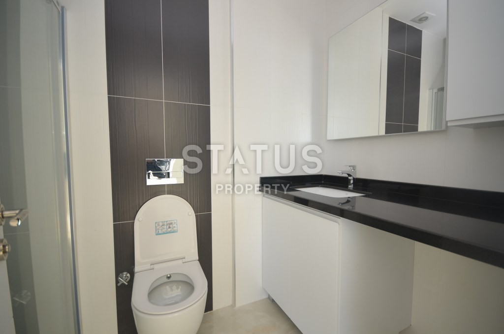 Трёхкомнатная квартира с видом на море на первой береговой линии в Махмутларе, 80 м2 фото 8