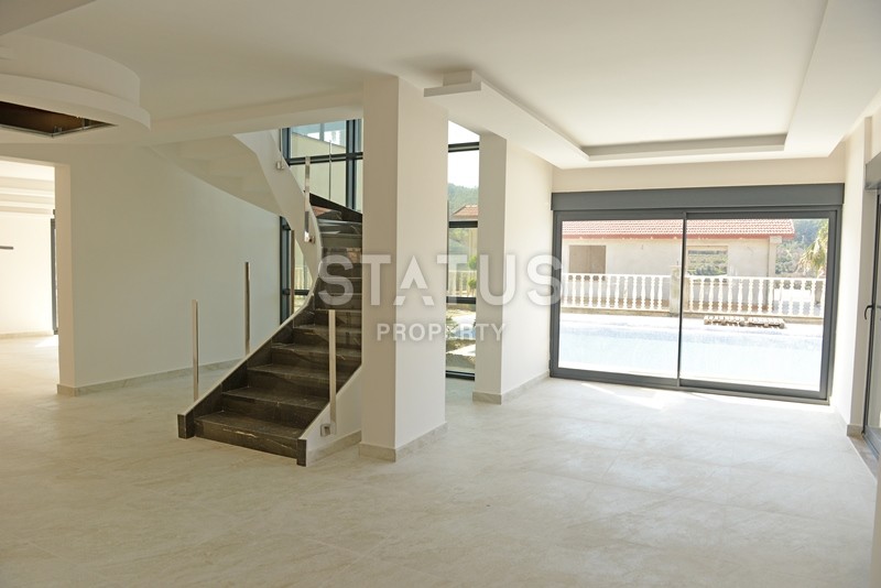 Detached villas with private pool in Kargicak area, 600 m2 фото 4