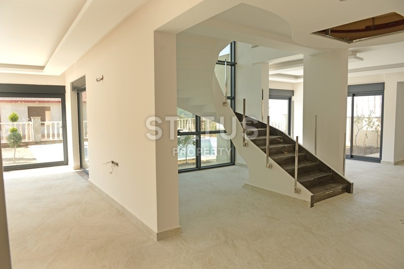 Detached villas with private pool in Kargicak area, 600 m2 фото 6