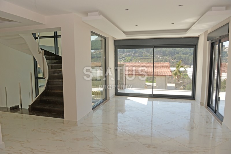 Detached villas with private pool in Kargicak area, 600 m2 фото 13