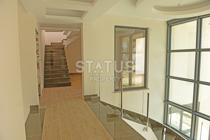 Detached villas with private pool in Kargicak area, 600 m2 фото 18