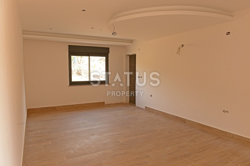 Detached villas with private pool in Kargicak area, 600 m2 фото 22