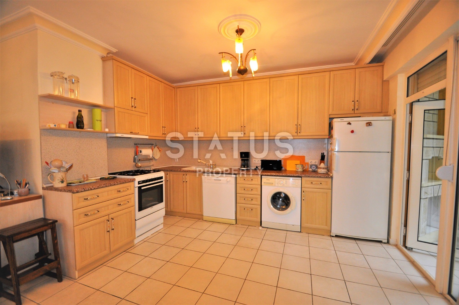 Недорогая трехкомнатная квартира в Обе, 90 м2 фото 29