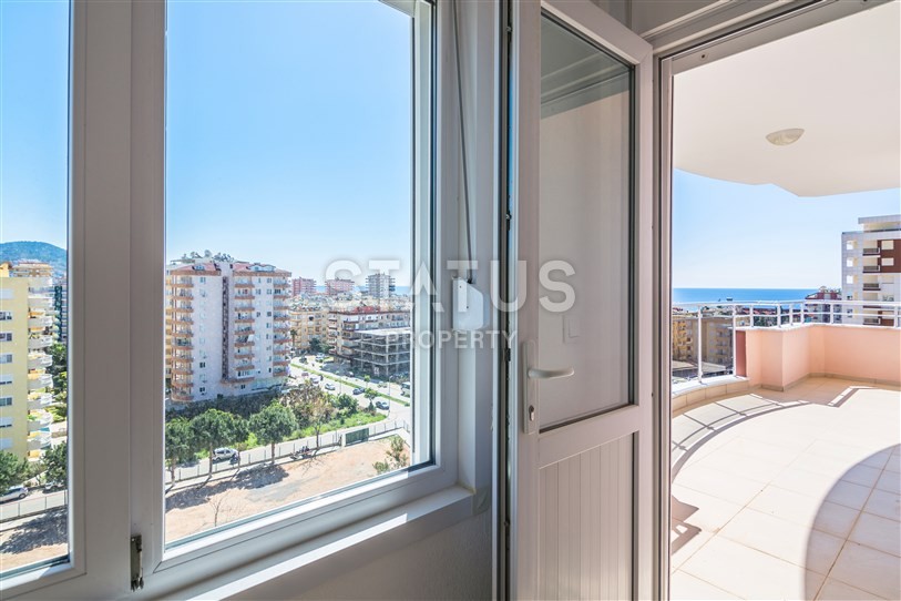 Апартаменты у моря для большой семьи в современном комплексе в центре Махмутлара фото 16